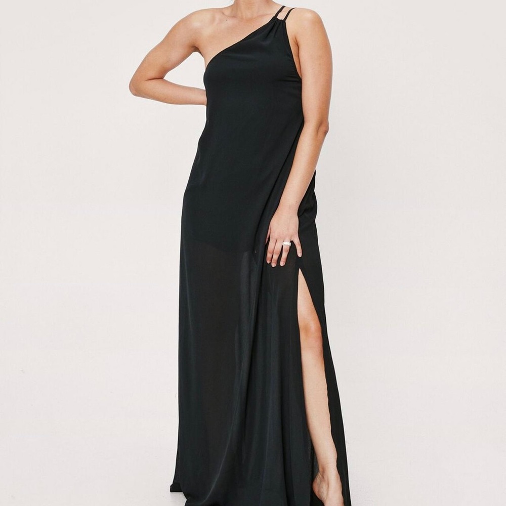 NWT Black Maxi
